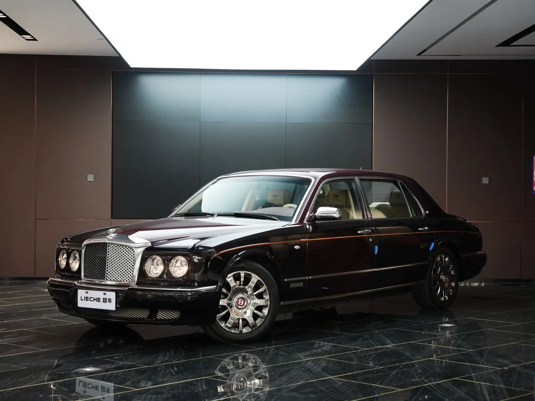 Bentley Elegant