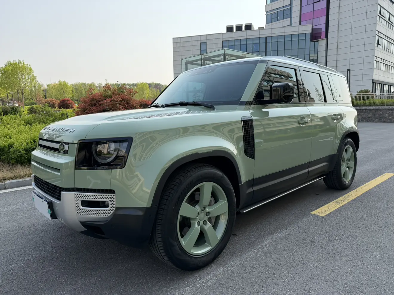 Land Rover Guard