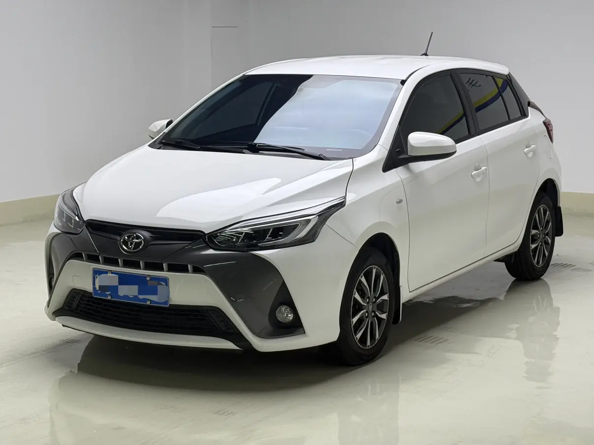 Toyota Yaris L