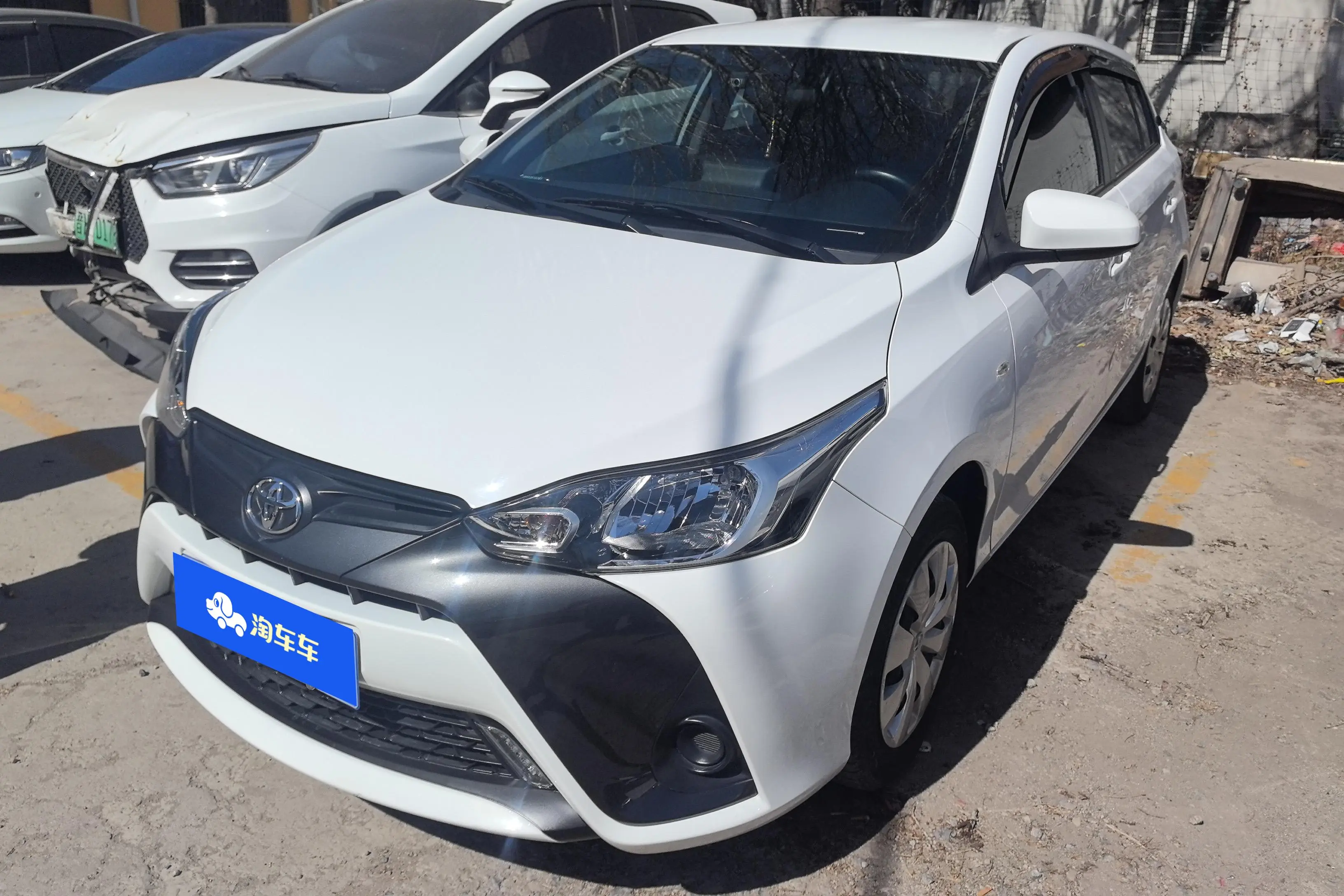 Toyota Yaris L