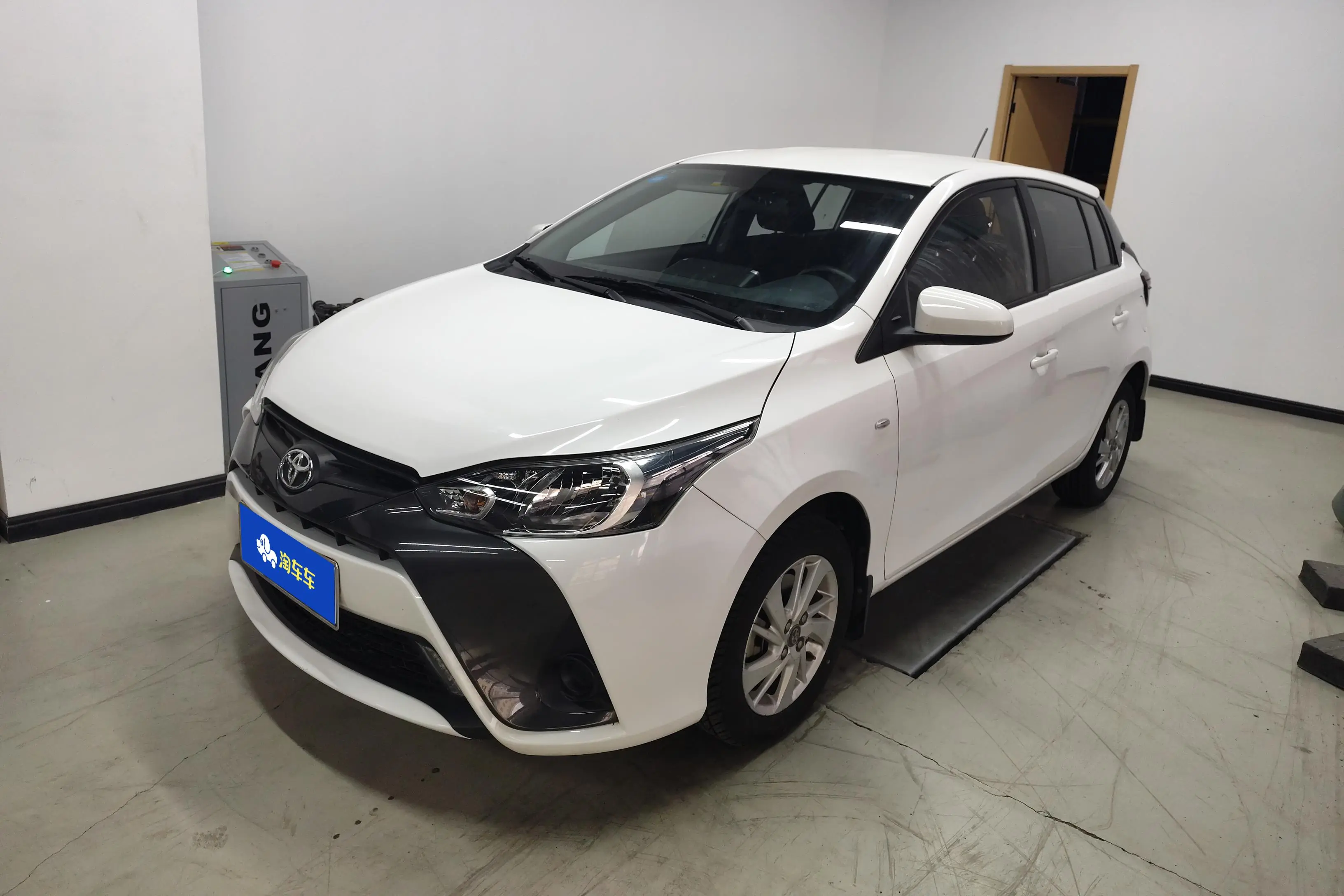 Toyota Yaris L