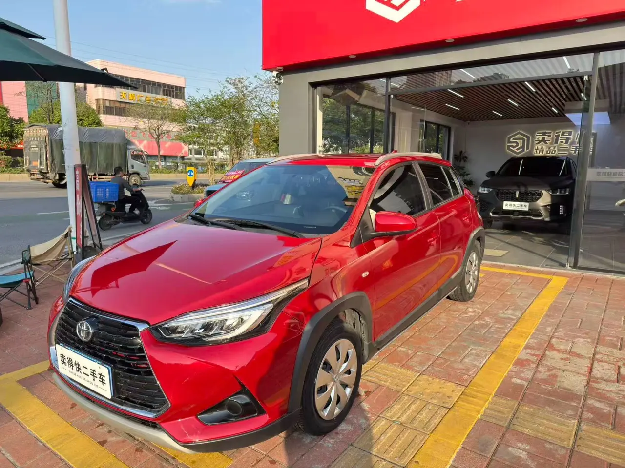 Toyota Yaris L