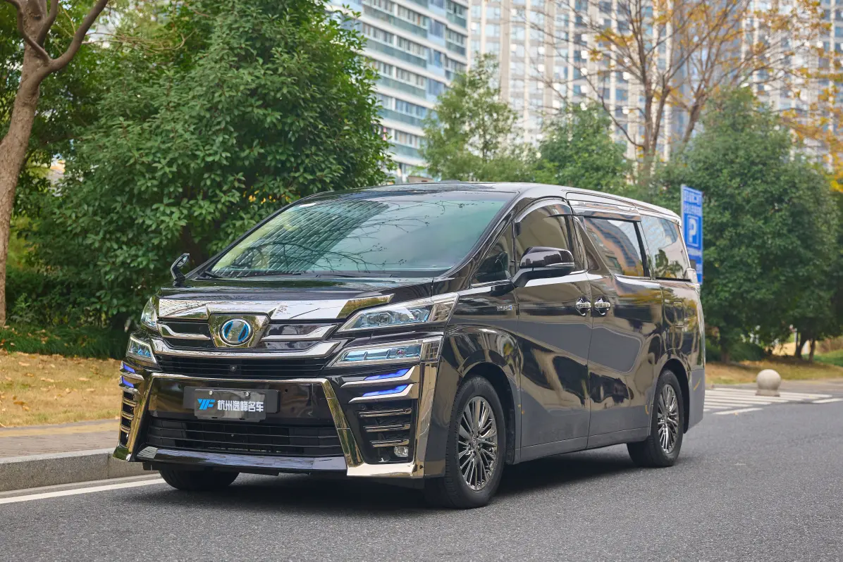 Toyota Crown Wellfire