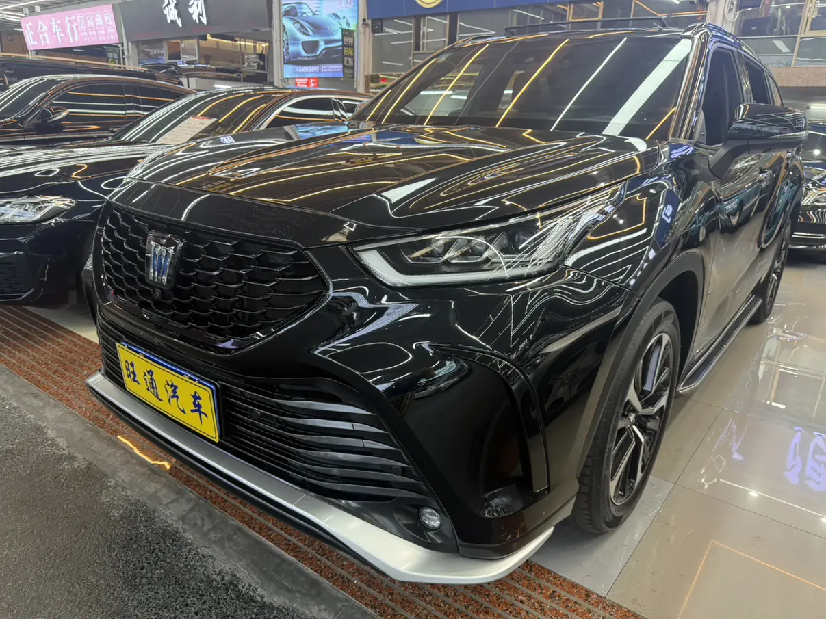 Toyota Crown Kluger