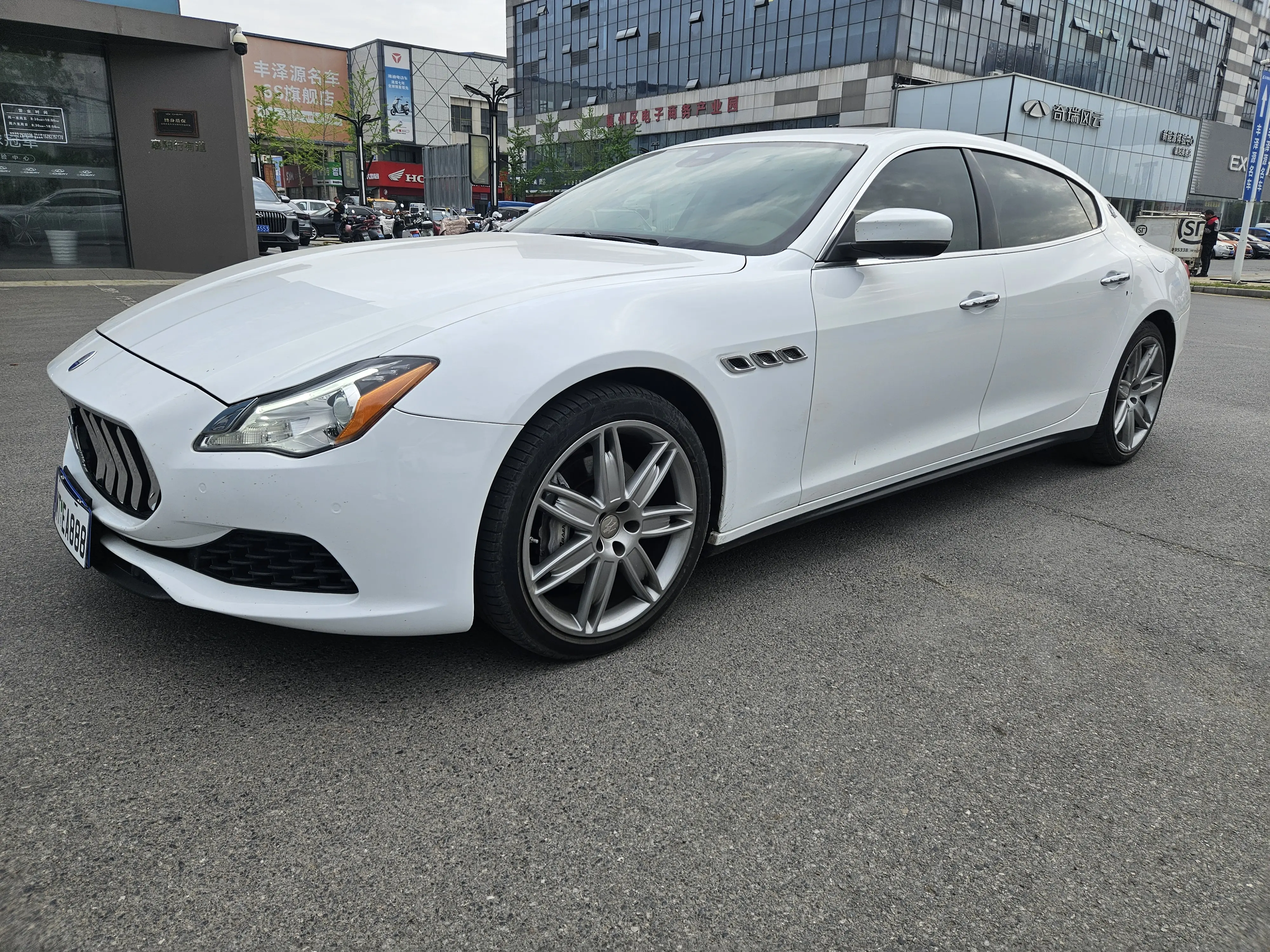 Maserati President