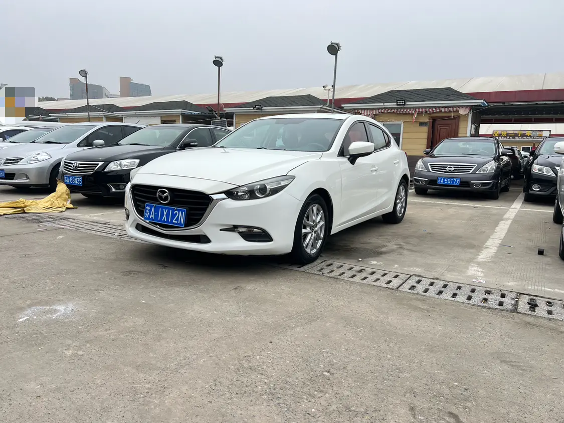Mazda Axela