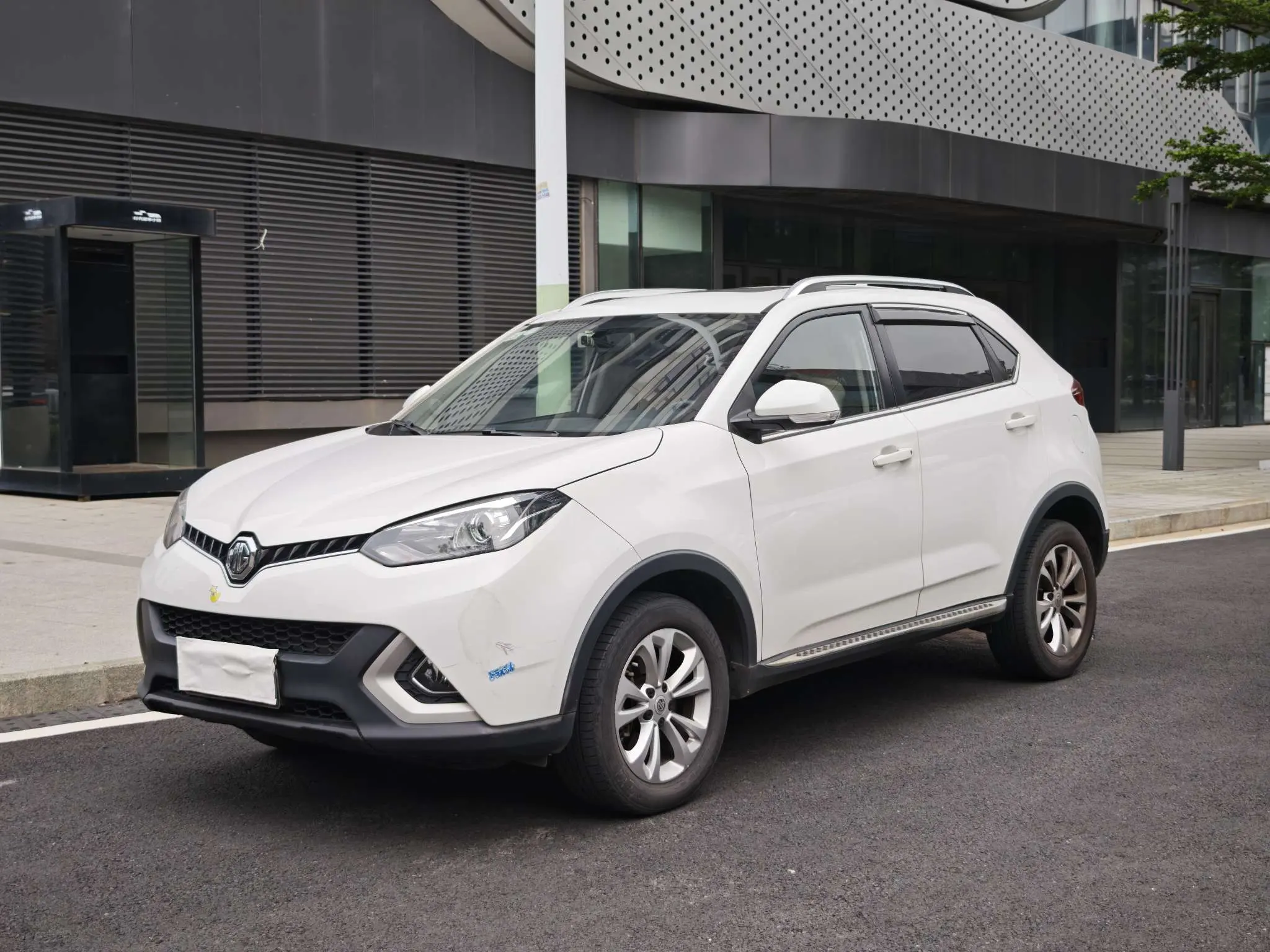 MG Ruiteng