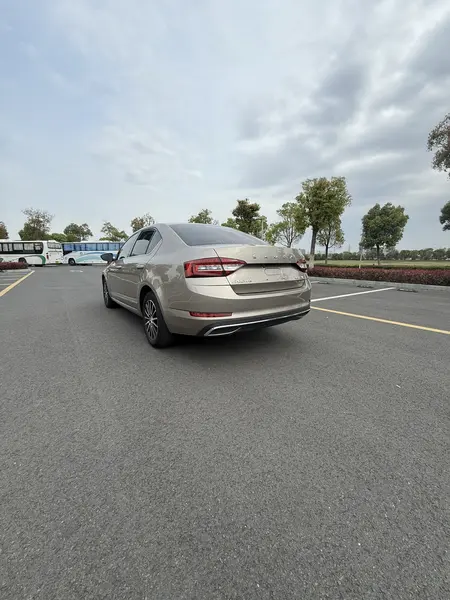 catalog-car-4