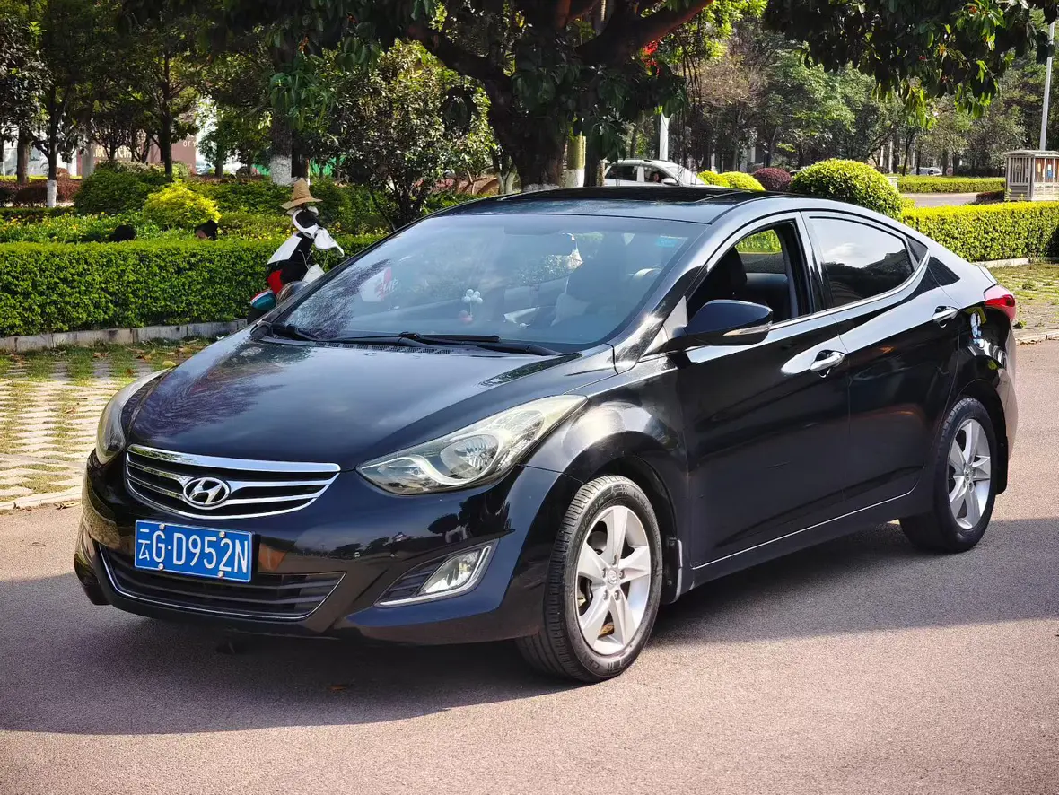 Hyundai Elantra