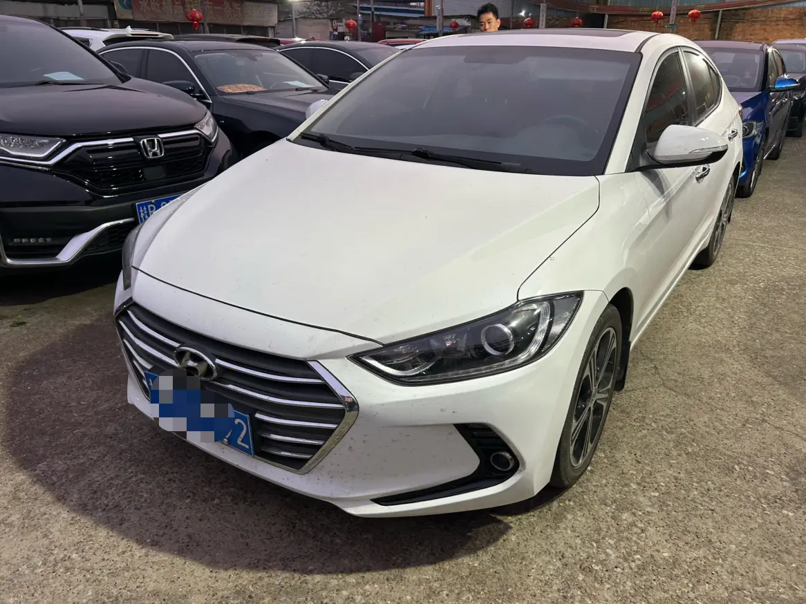 Hyundai Lead