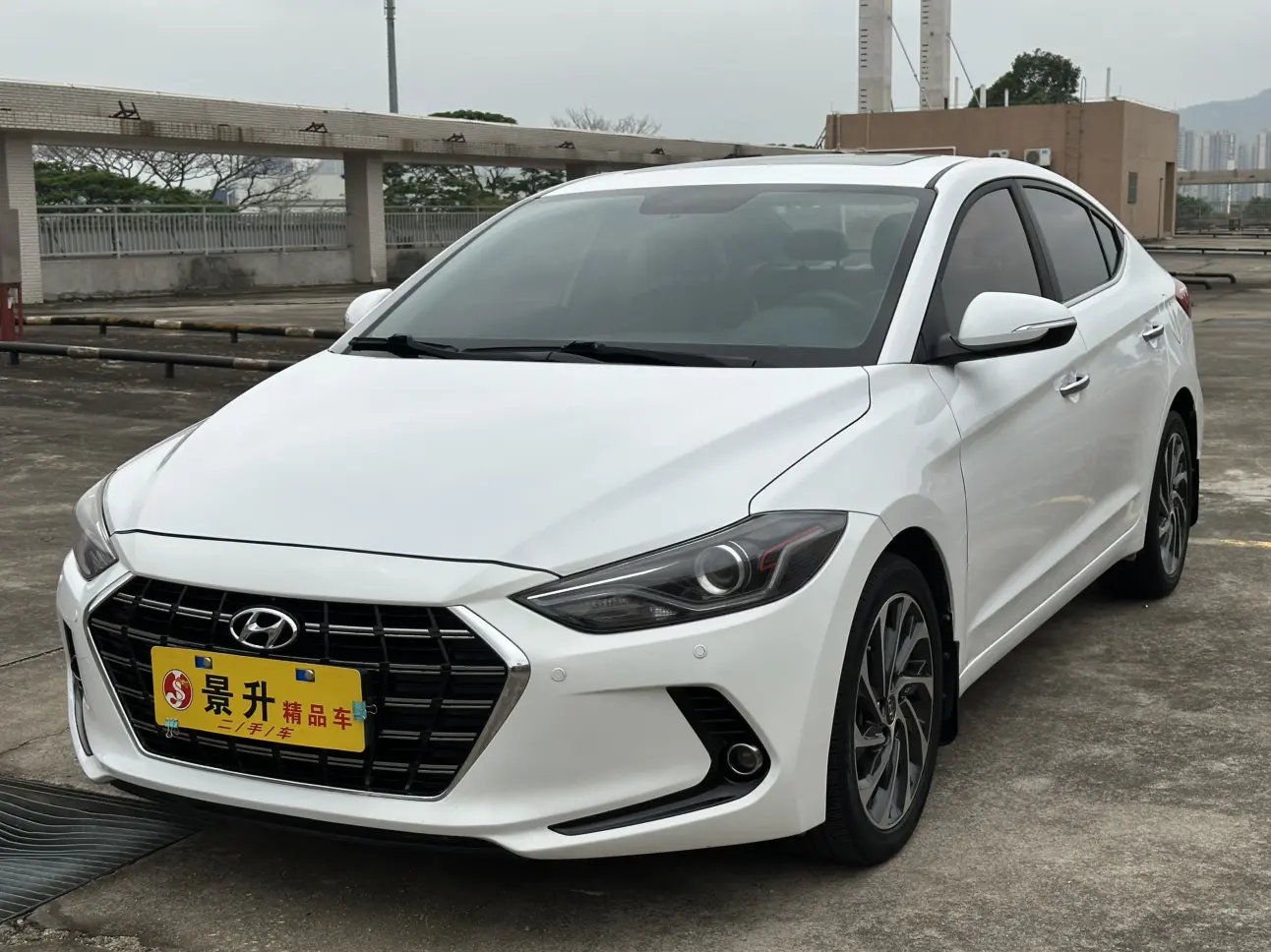 Hyundai Lead