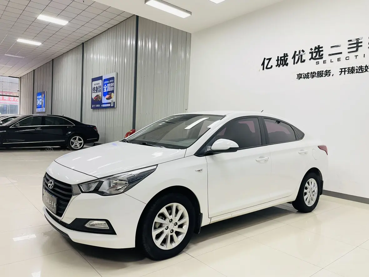 Hyundai Accept
