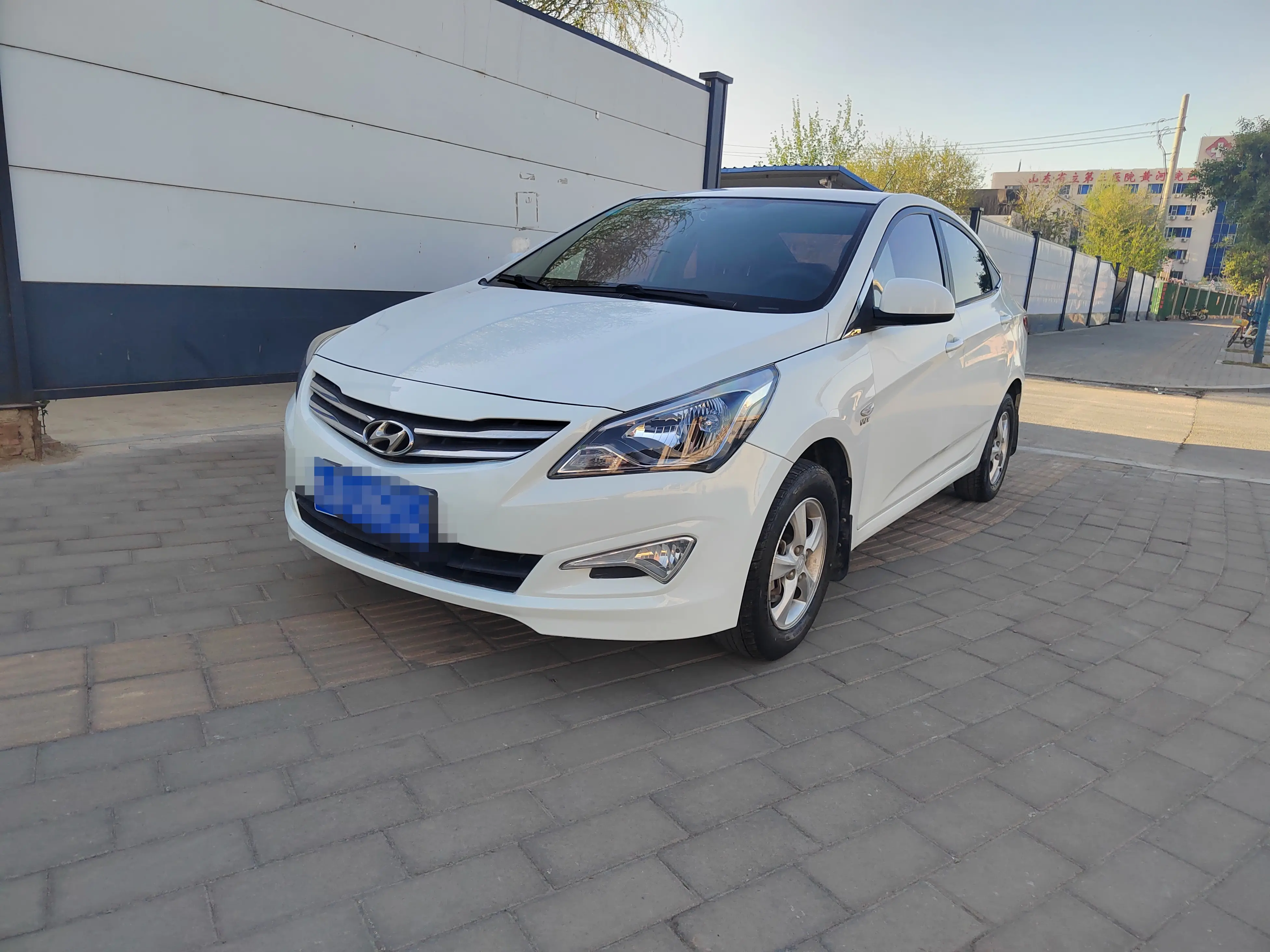 Hyundai Verna