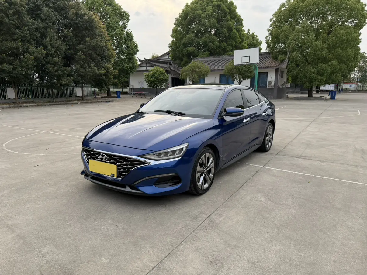 Hyundai Lafesta