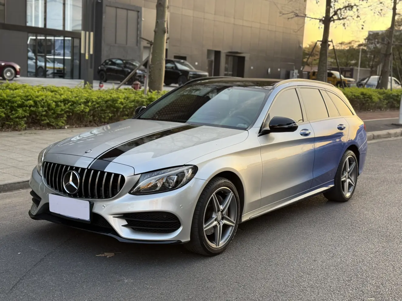 Mercedes-Benz C-Class