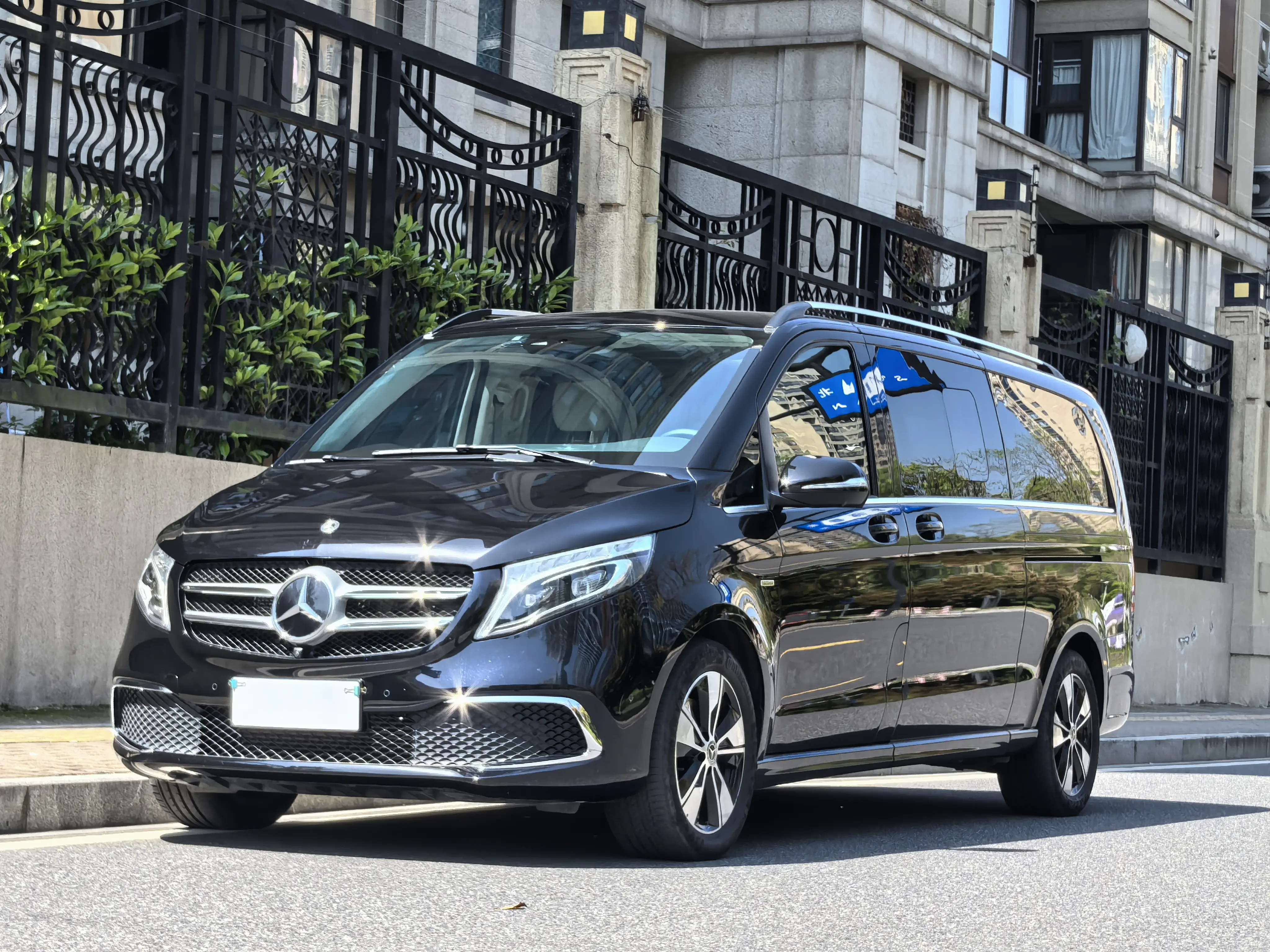 Mercedes-Benz Mercedes Benz V Class