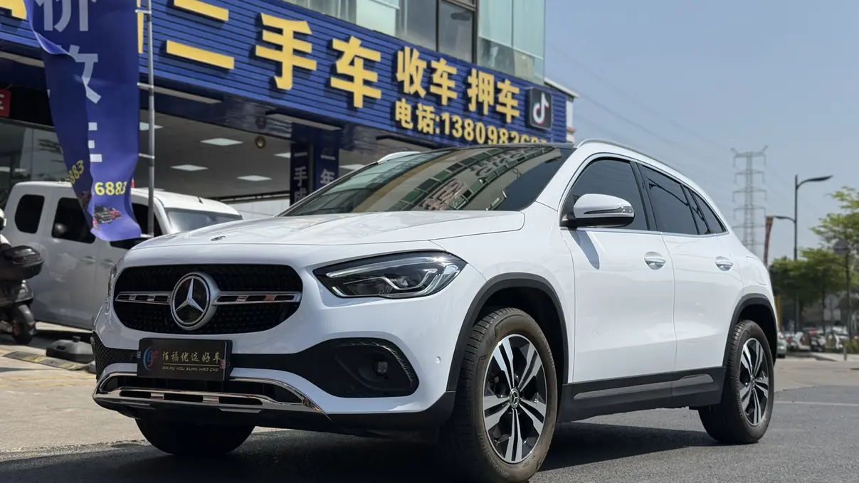 Mercedes-Benz GLA