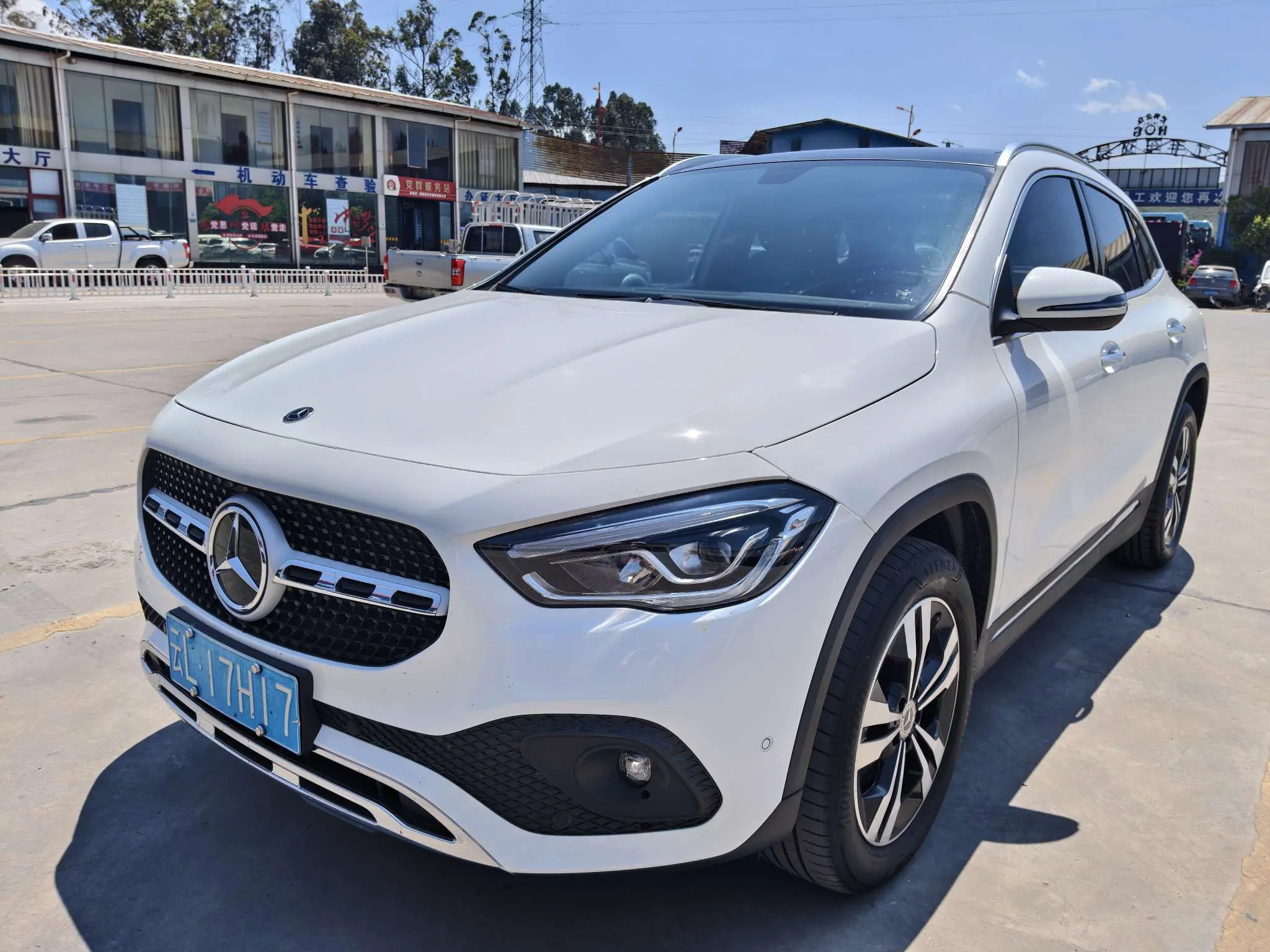 Mercedes-Benz GLA