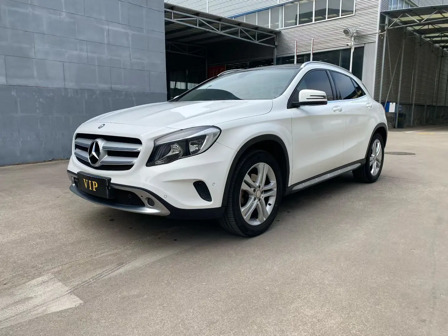 Mercedes-Benz GLA