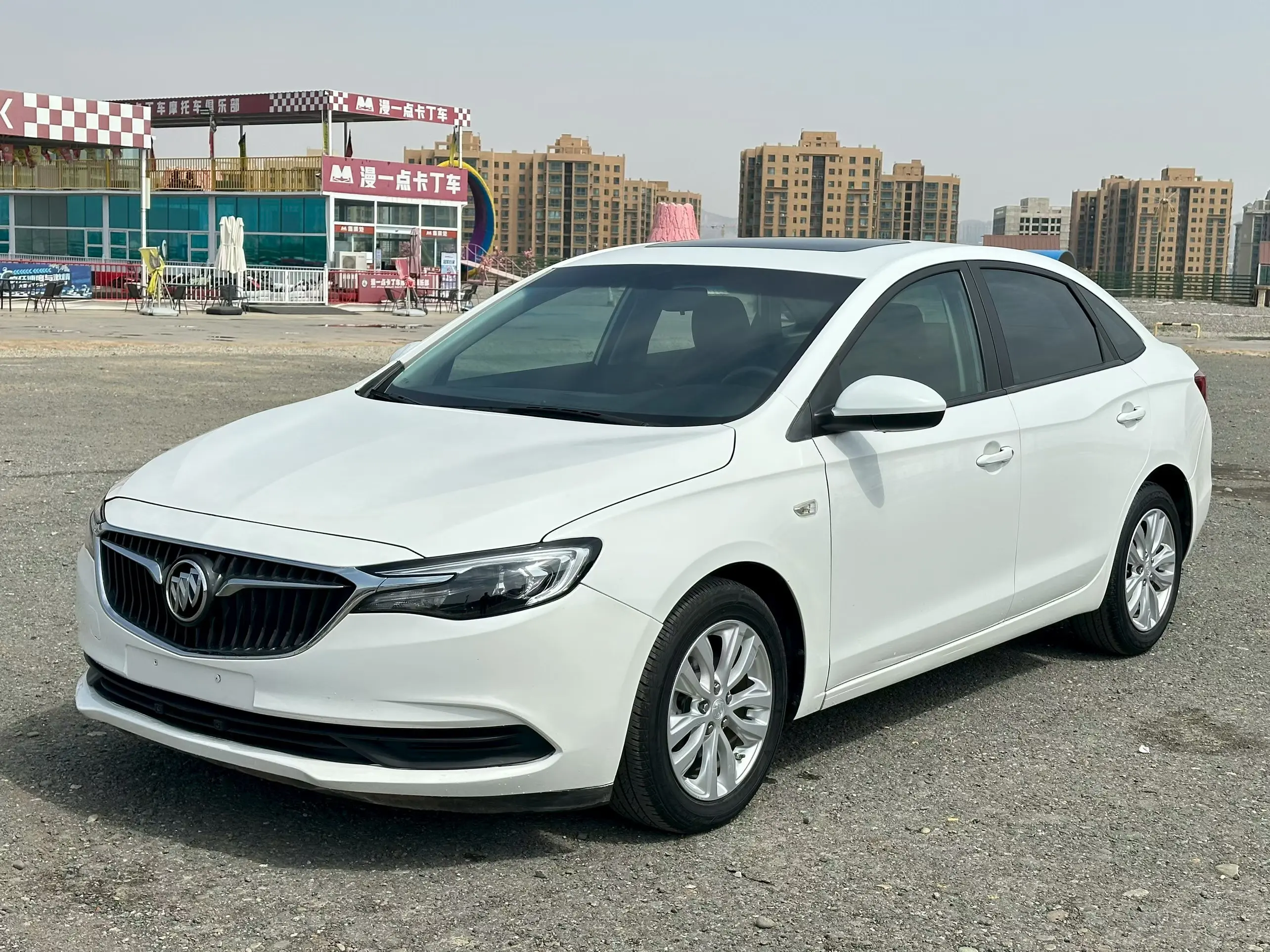 Buick Yinglang