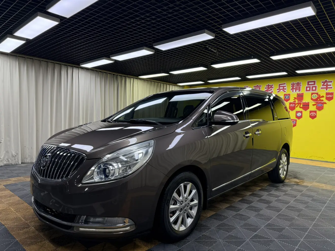 Buick GL8