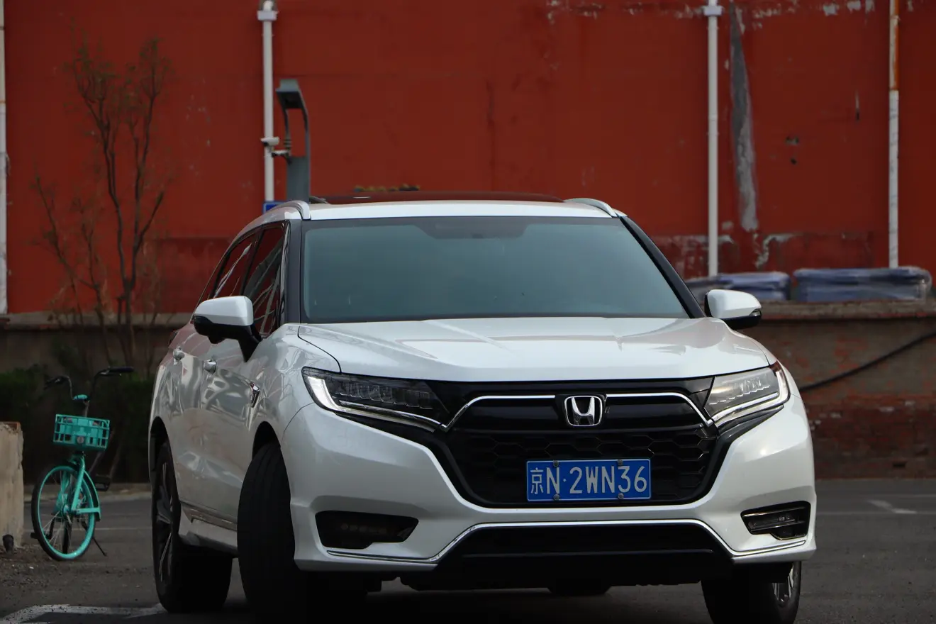 Honda UR-V