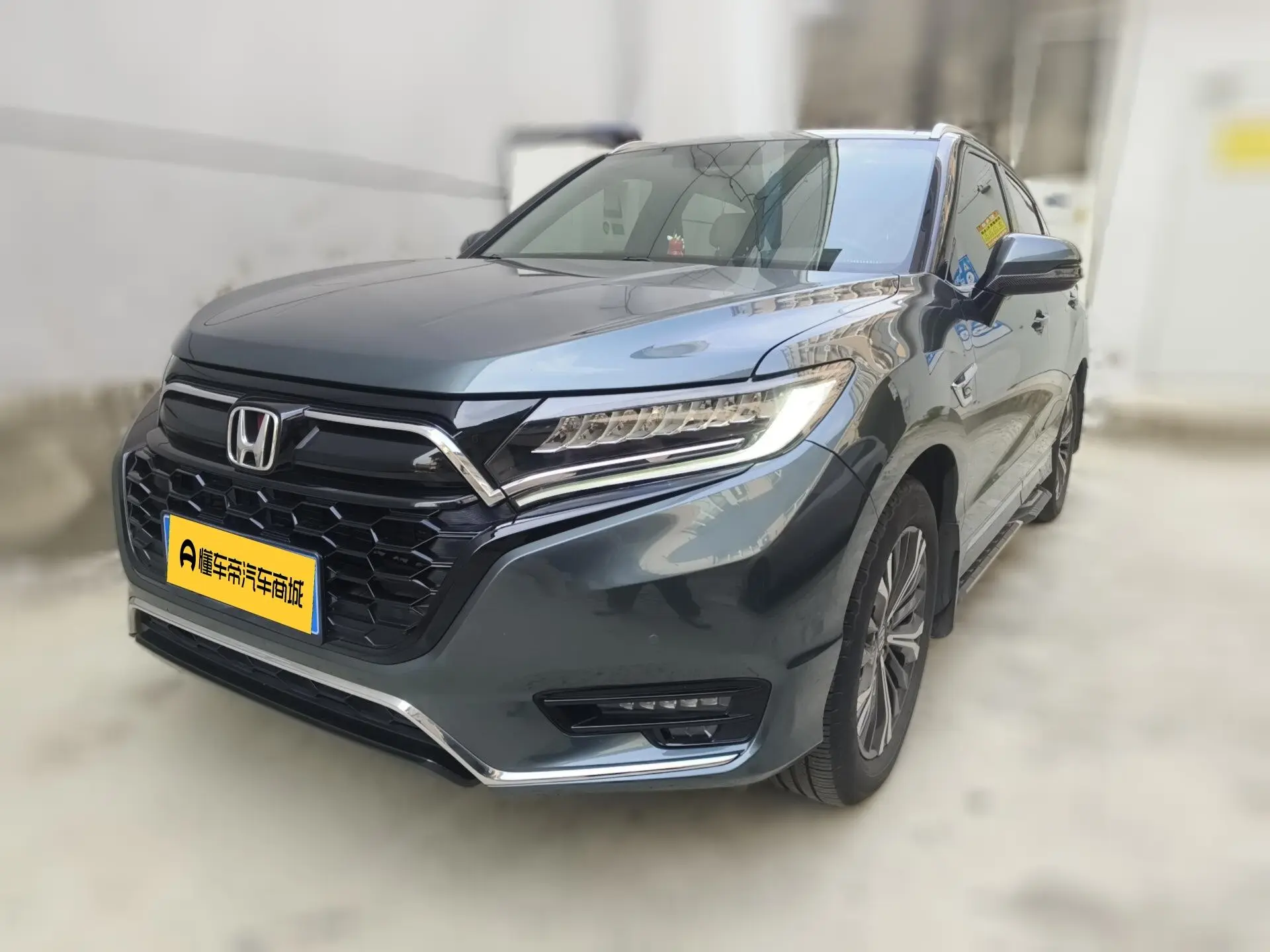 Honda UR-V