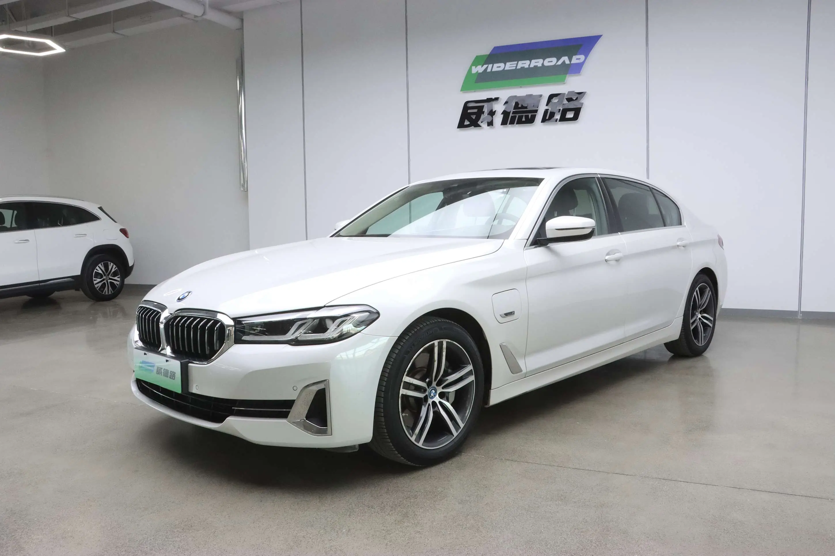 BMW 5 Series PHEV