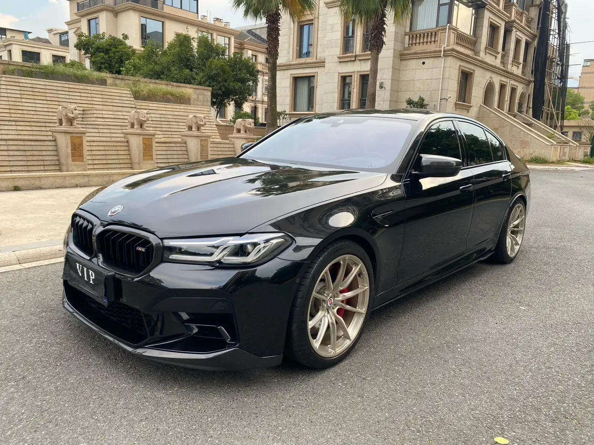 BMW M5