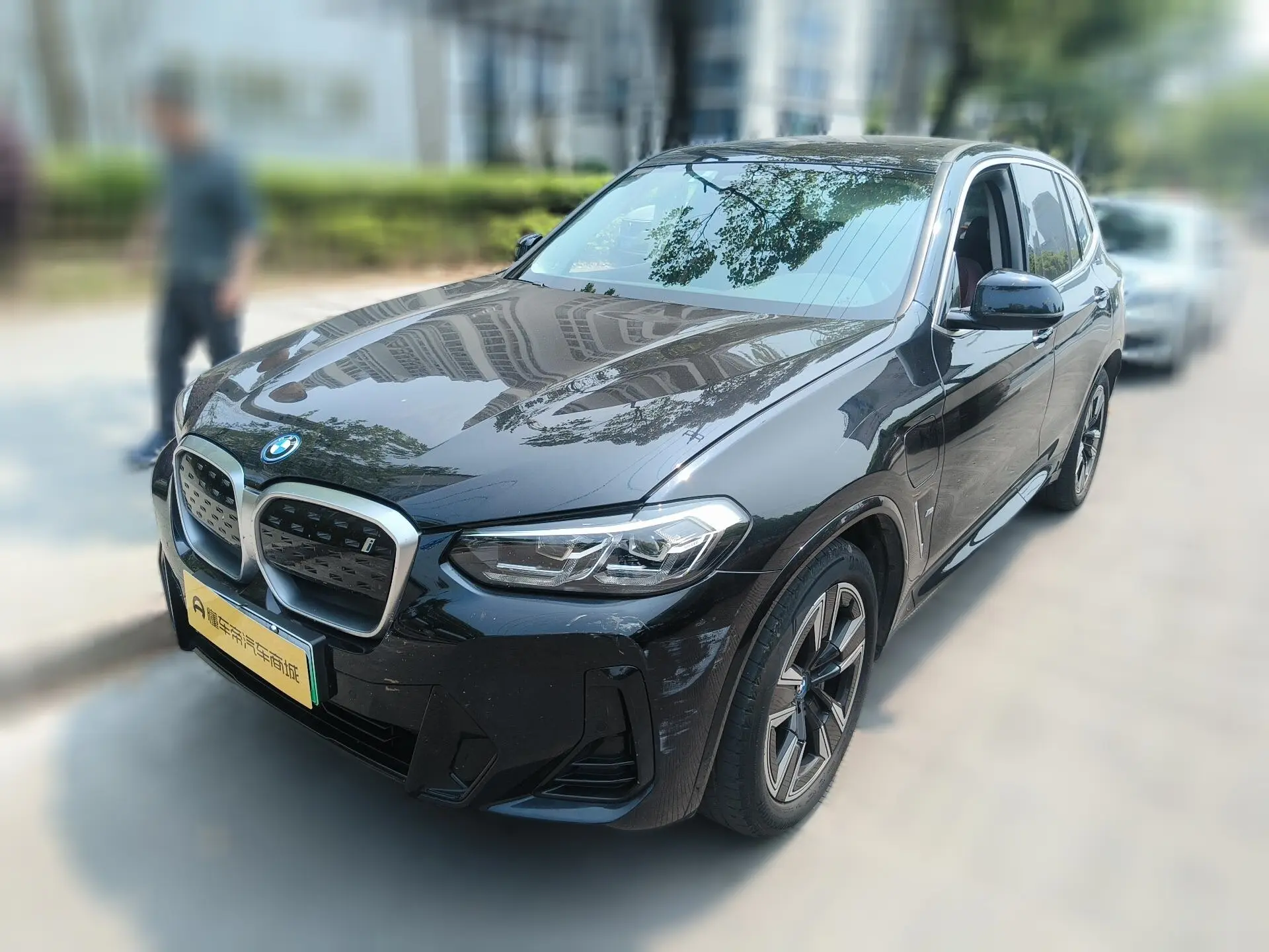 BMW iX3