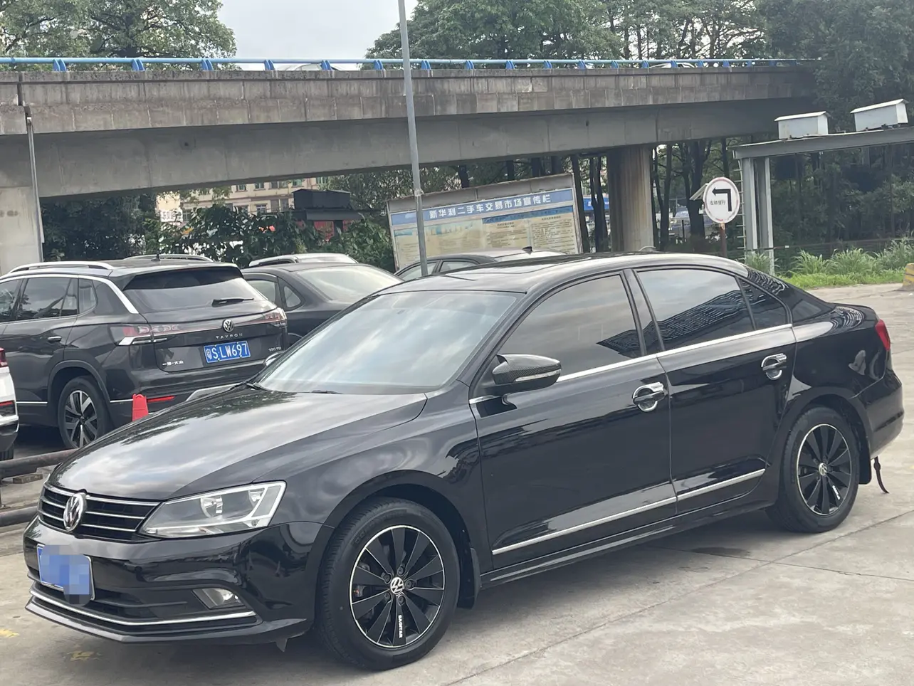 Volkswagen Sagitar