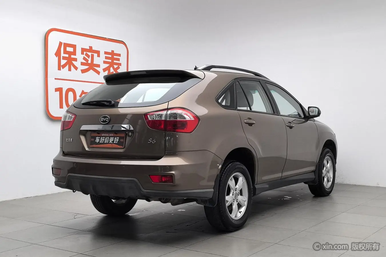 BYD S6