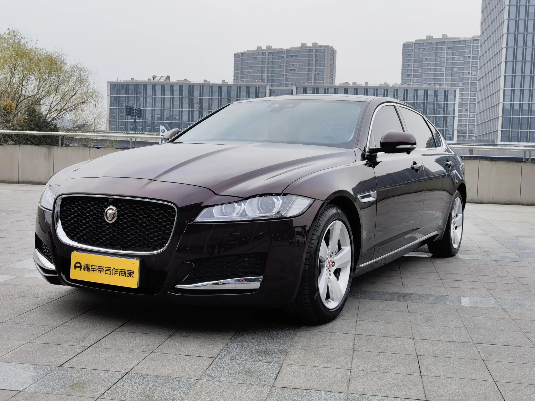 Jaguar XFL