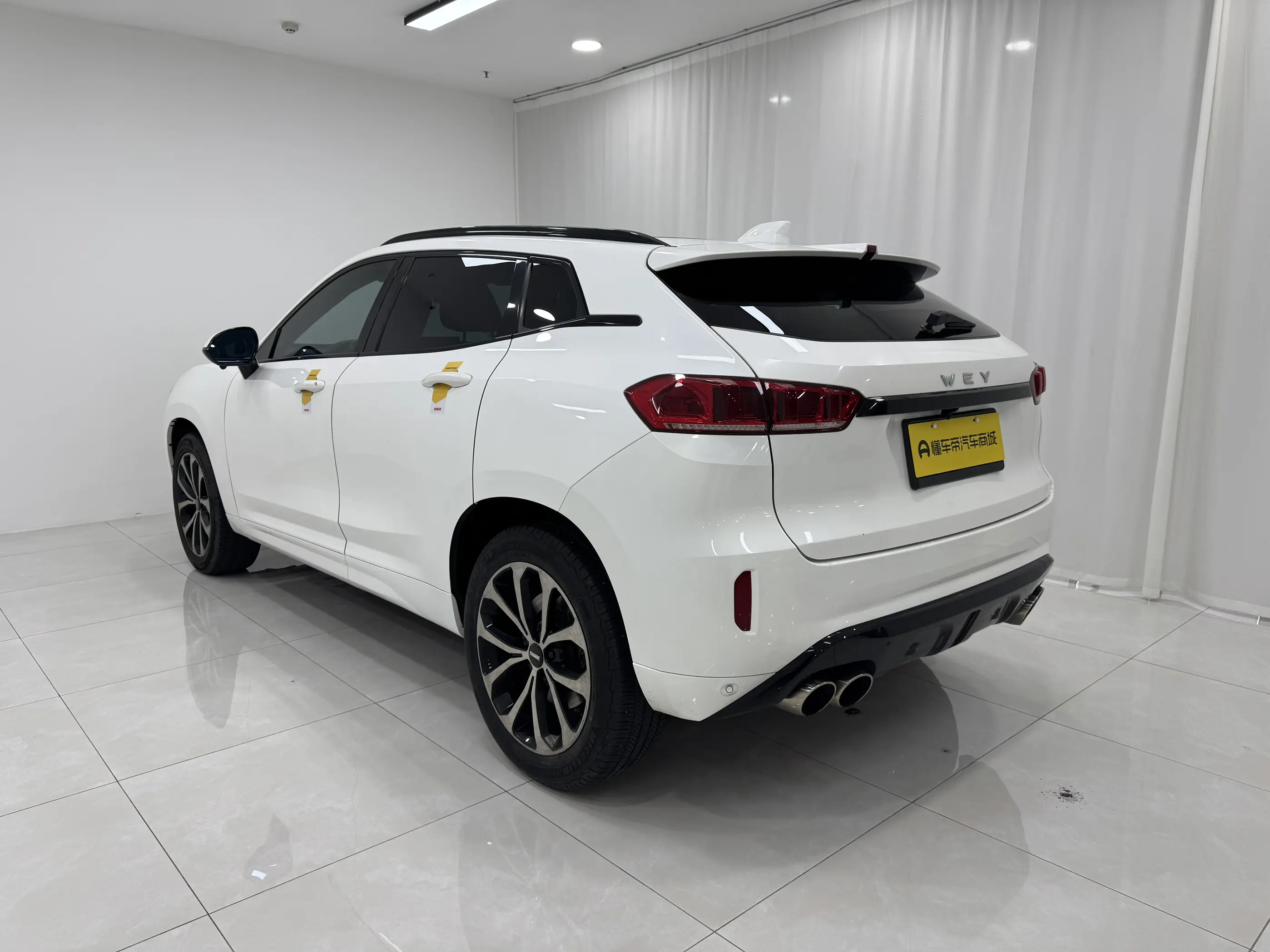 Wey Wei brand VV7
