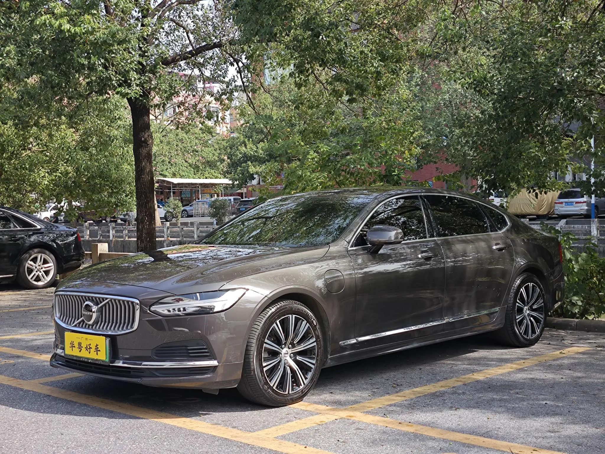 Volvo S90 PHEV