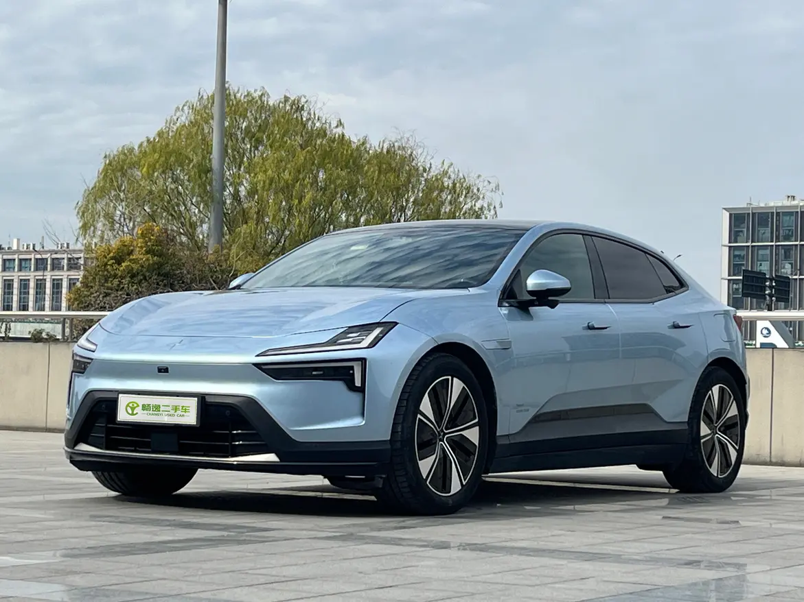 Polestar 4