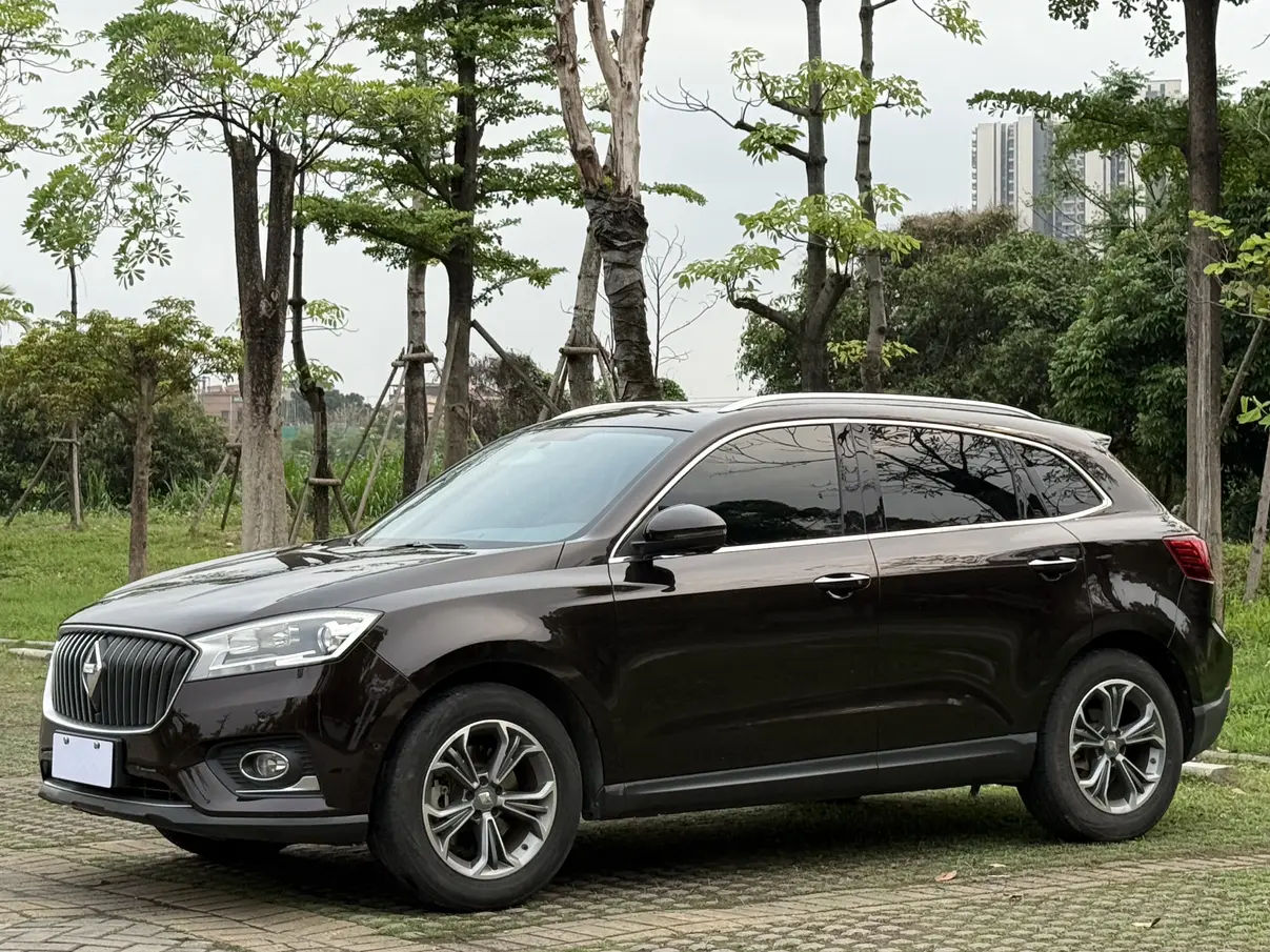 Borgward BX7