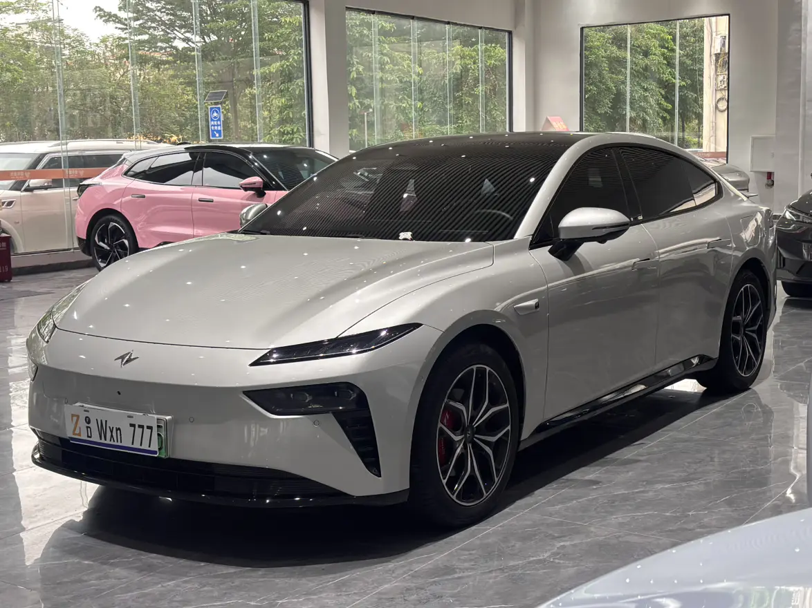 Dongfeng Eπ007