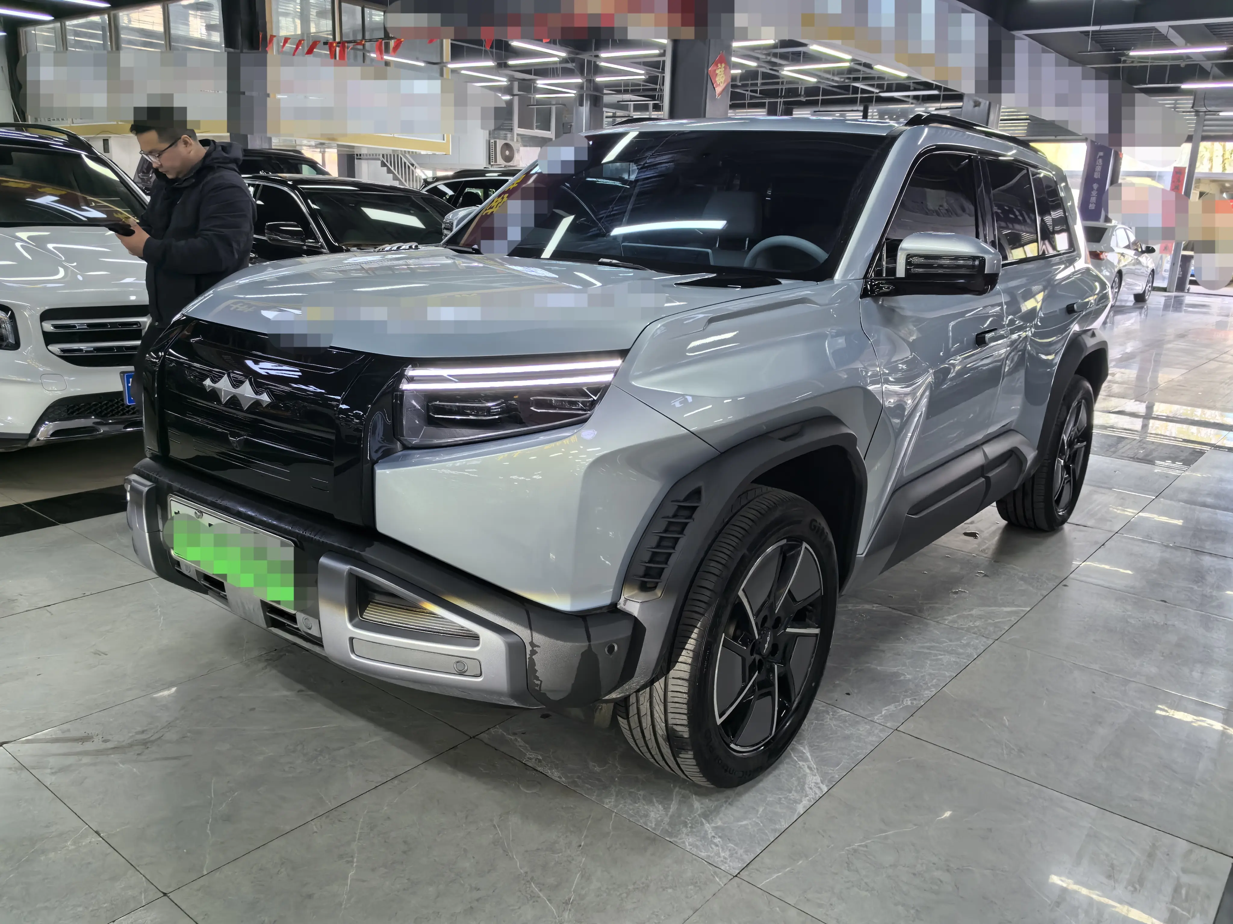 BYD Leopard Titanium 3