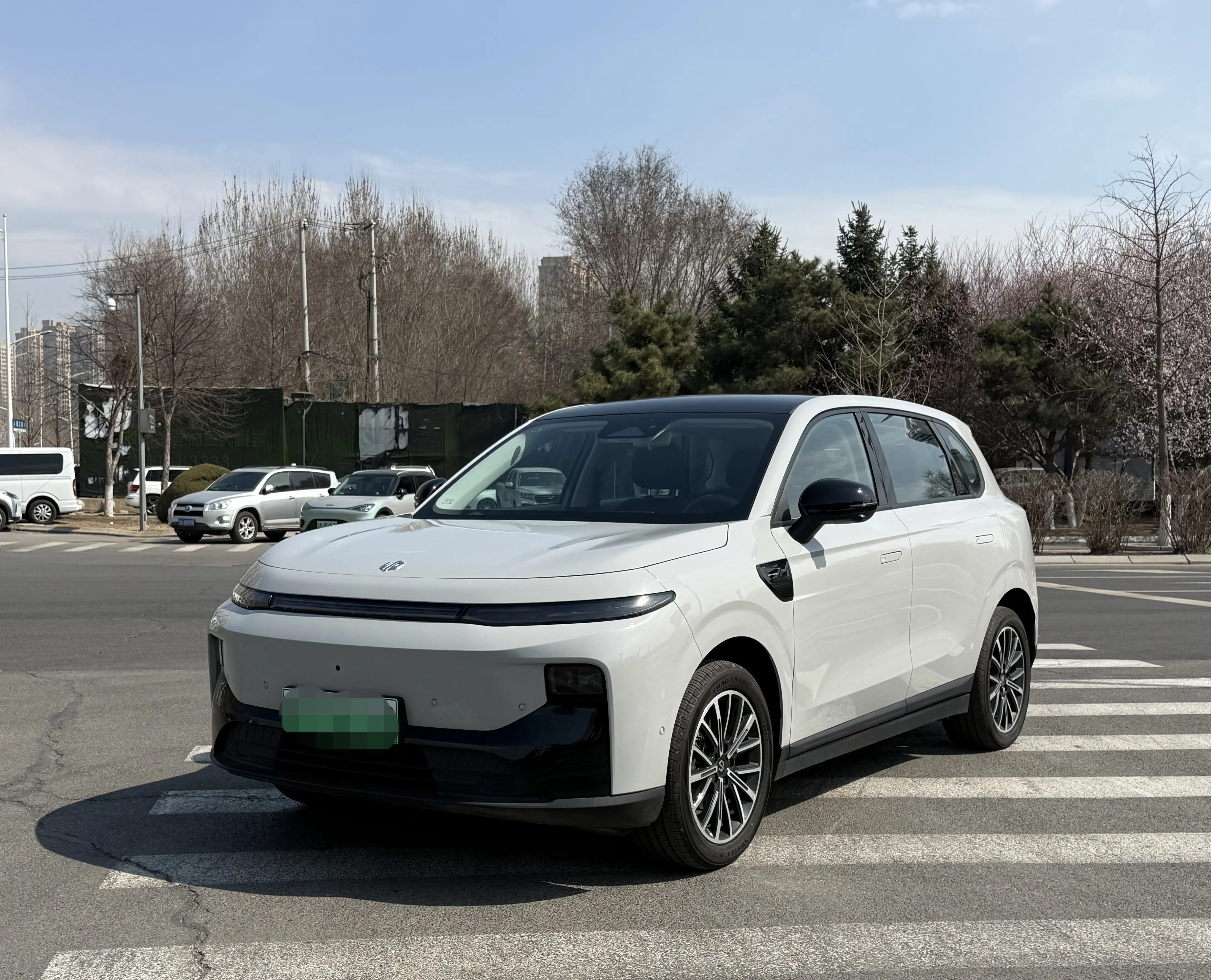 Leapmotor B10