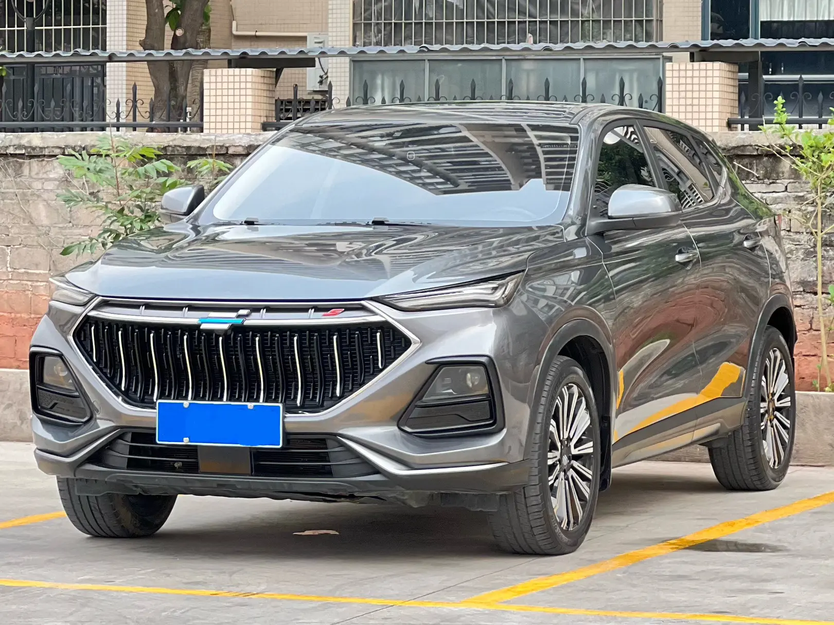 Oshan Changan Auchan X5