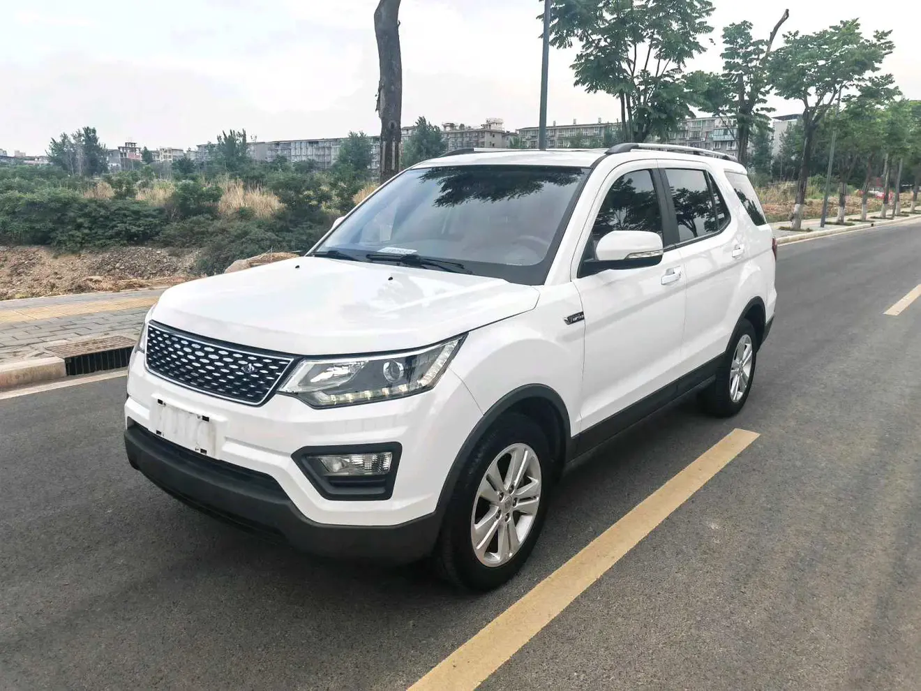 Oshan Changan Auchan CX70
