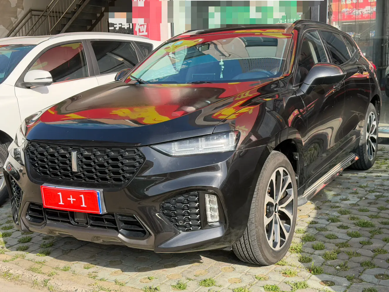 Wey Wei brand VV7