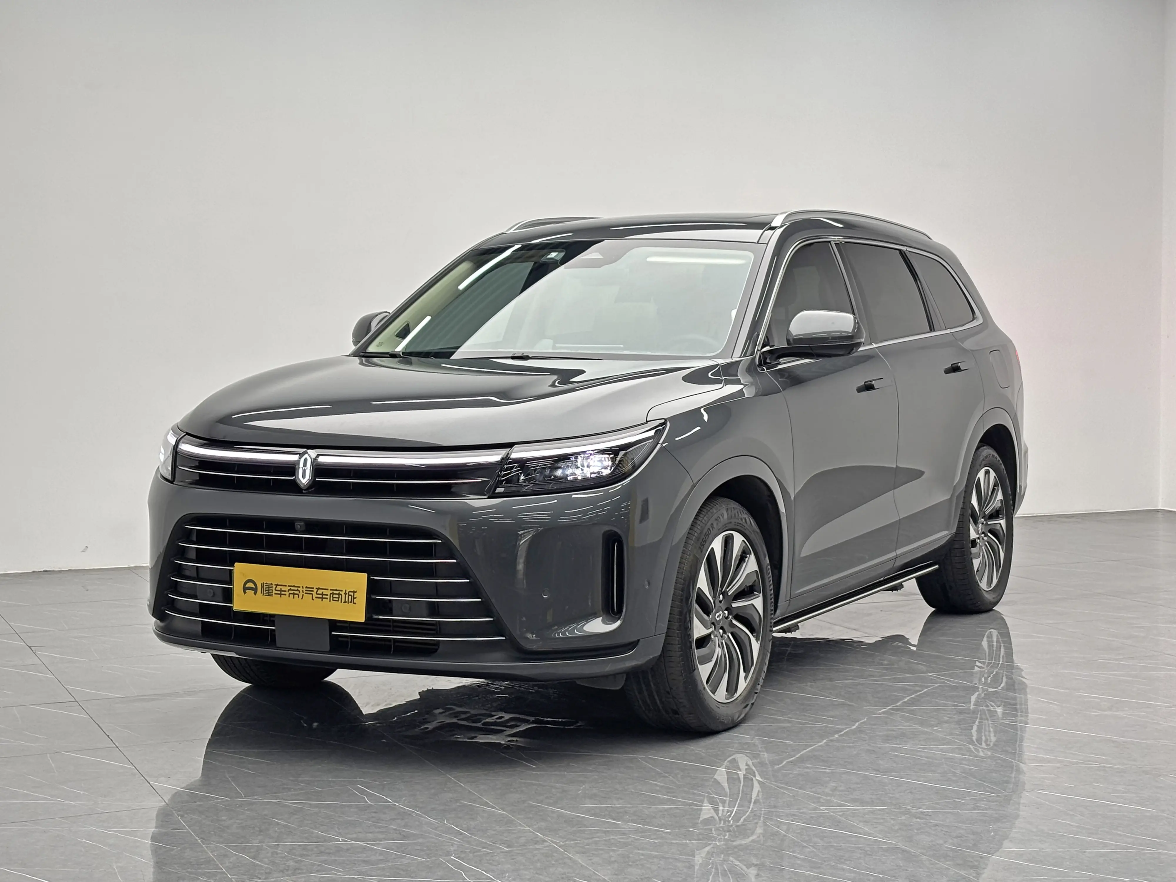 AITO M7