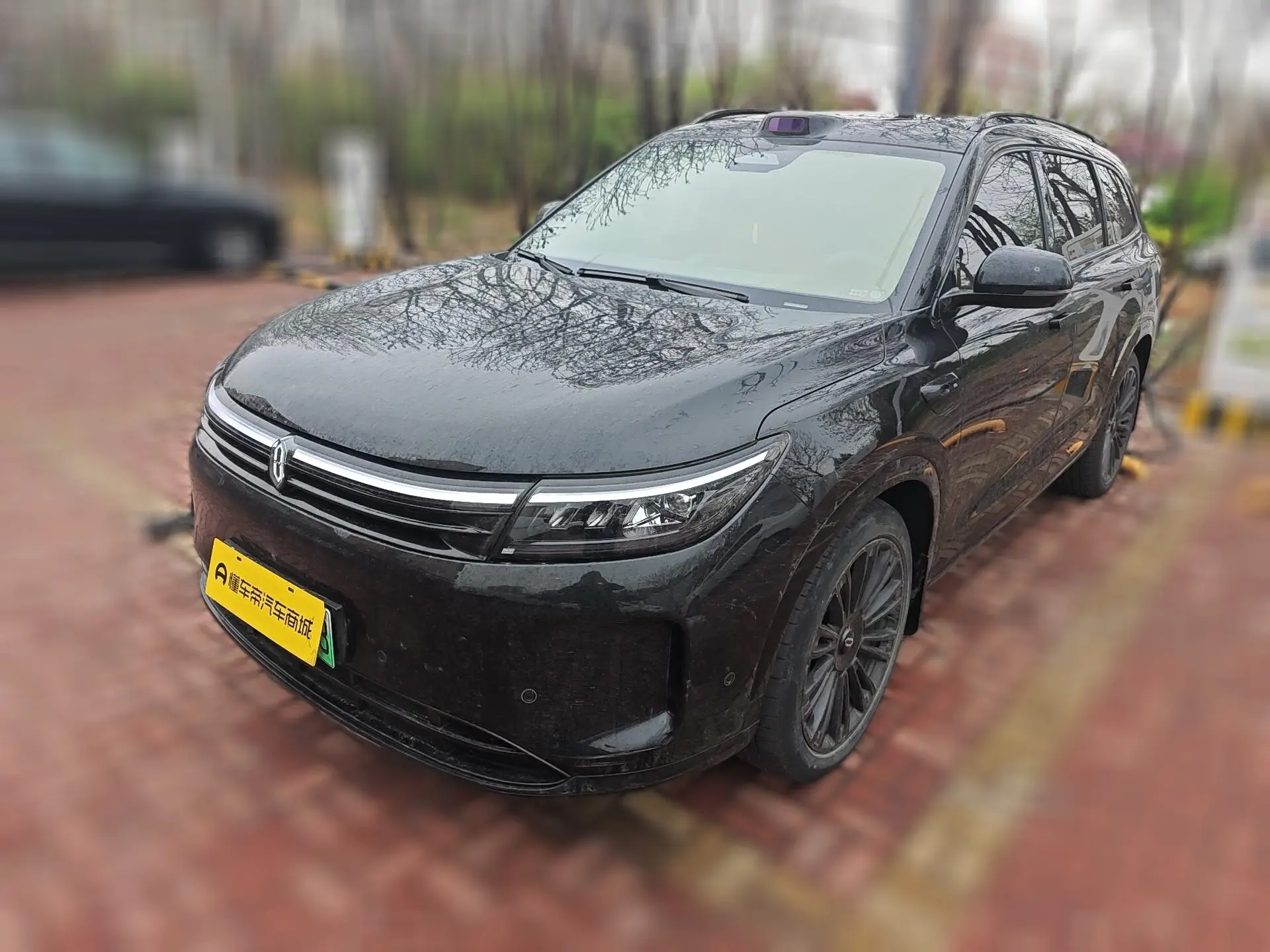 AITO M7