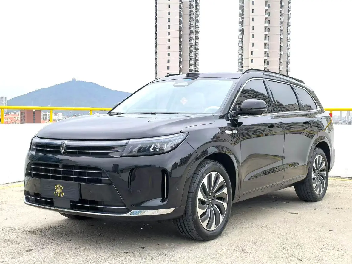 AITO M7