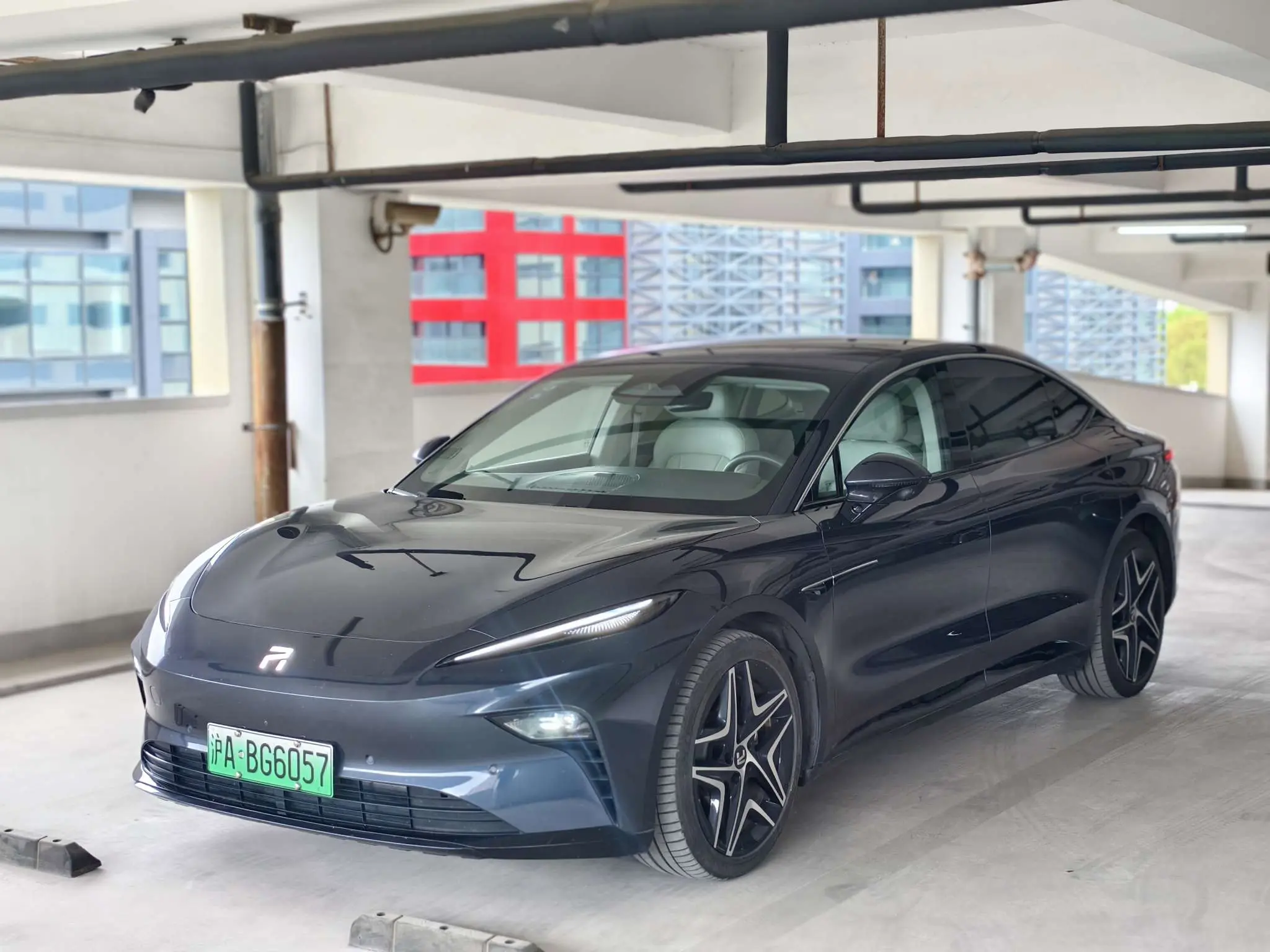 Rising Auto Feifan F7