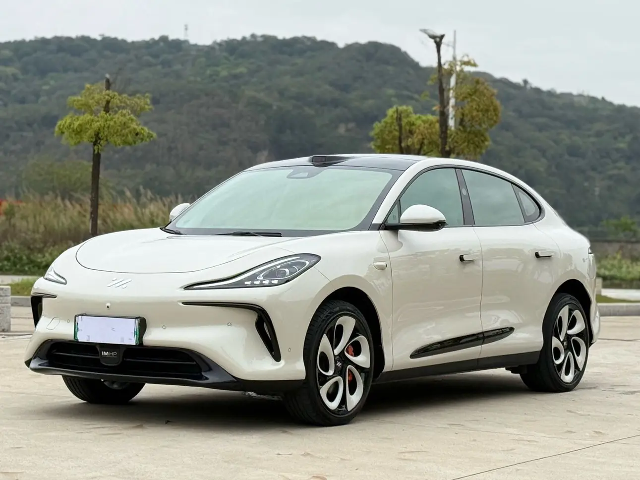 Zhiji LS6