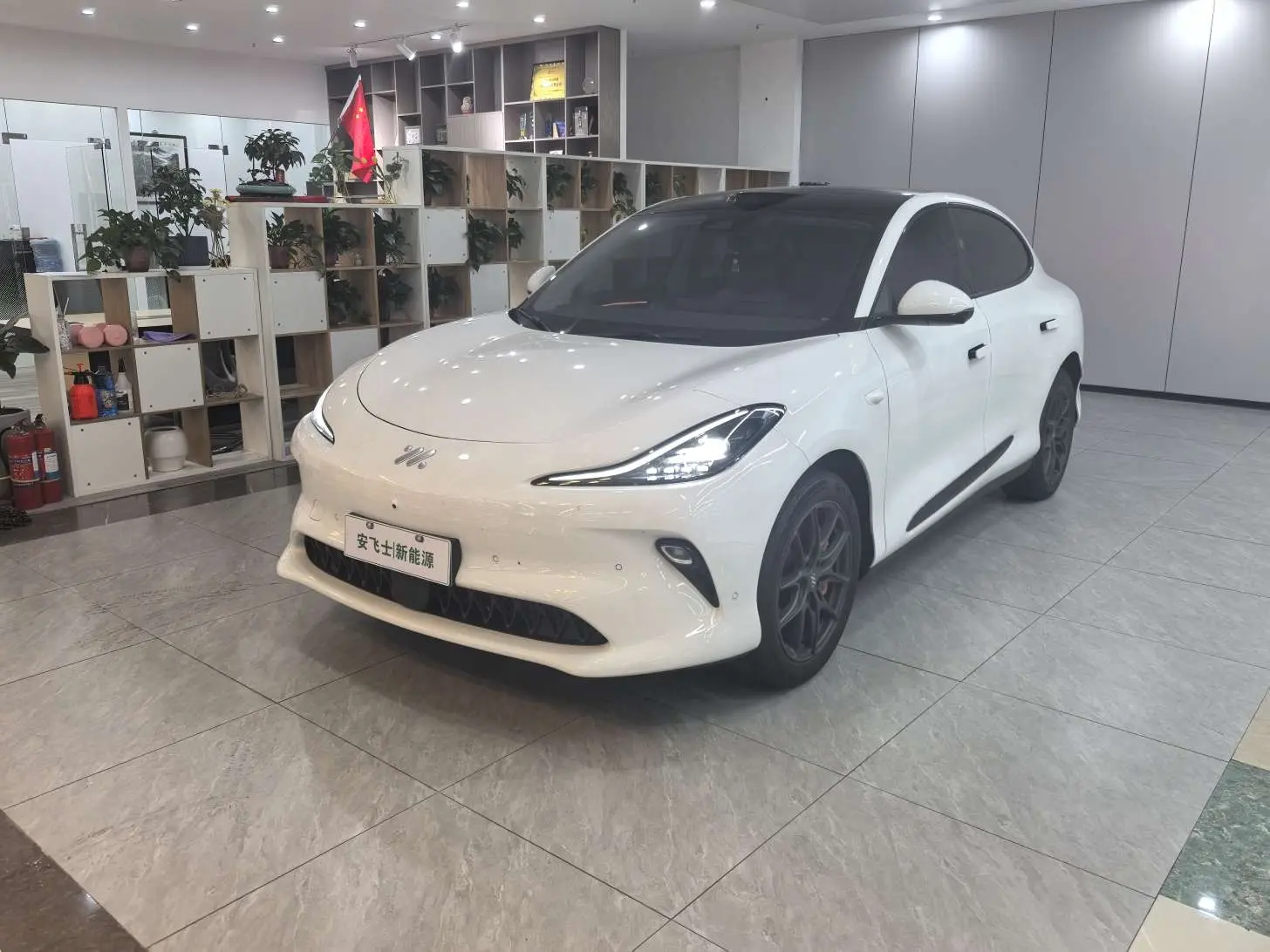 Zhiji LS6