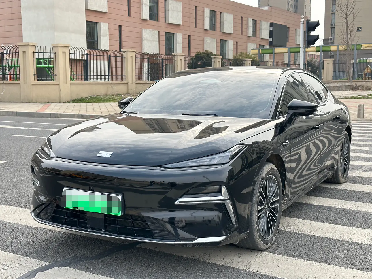 Geely Galaxy Star 8 PHEV